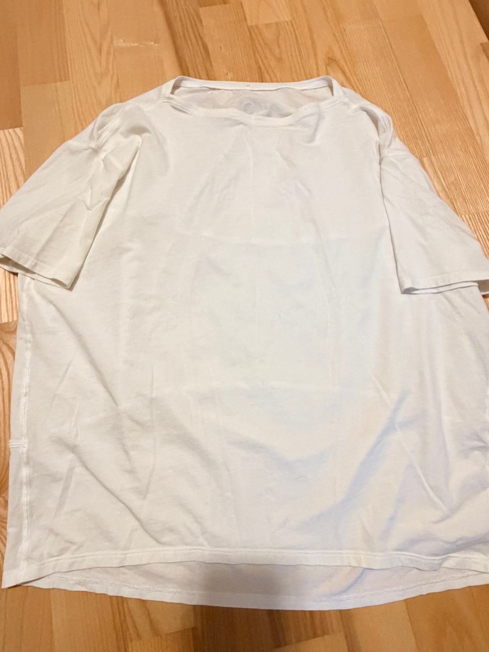 lululemon athletica White Short Sleeve Scoop Neck Tee